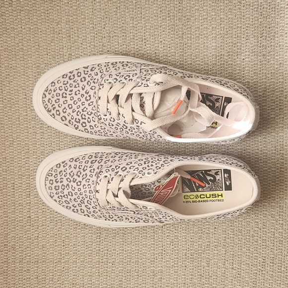 Vans Authentic VR3 LX Canvas Sneakers In Leopard Print size 6.5 - Picture 8 of 10